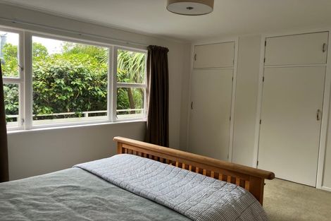 Photo of property in 48 Huntingdon Street, Northland, Wellington, 6012