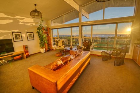 Photo of property in 25 Domain Terrace, Karoro, Greymouth, 7805