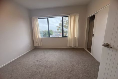 Photo of property in 5/1 Kaponga Crescent, New Lynn, Auckland, 0600