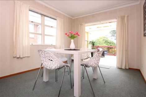 Photo of property in 9 Dundee Place, Blockhouse Bay, Auckland, 0600