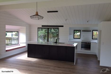 Photo of property in 11 Hyde Road, Clevedon, Papakura, 2582