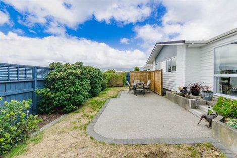 Photo of property in 76 Gray Avenue, Paraparaumu Beach, Paraparaumu, 5032
