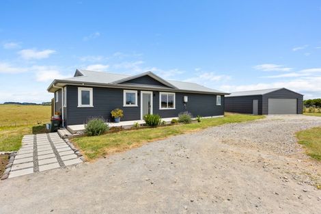 Photo of property in 11 Leith Road, Okato, New Plymouth, 4374