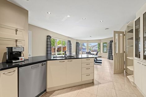 Photo of property in 1 Henridge Place, Avonhead, Christchurch, 8042