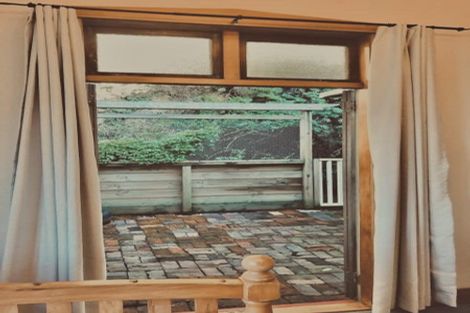 Photo of property in 112 Grafton Road, Roseneath, Wellington, 6011