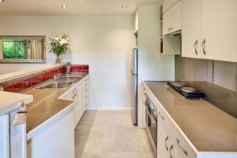 Photo of property in 194 Eastern Hutt Road, Taita, Lower Hutt, 5019