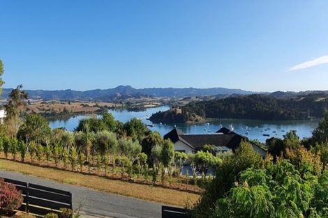 Photo of property in 12 Kotare Place, Sandspit, Warkworth, 0982