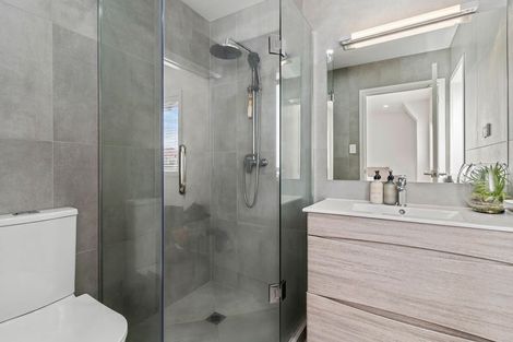 Photo of property in 29a Patons Road, Howick, Auckland, 2014