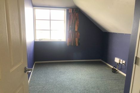 Photo of property in 4 Holly Court, Palmerston North, 4410