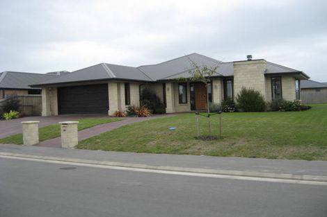 Photo of property in 10 Botticelli Mews, Rolleston, 7614