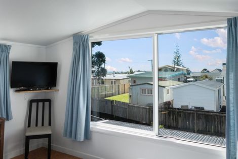 Photo of property in 14 Marine Avenue, Waihi Beach, 3611