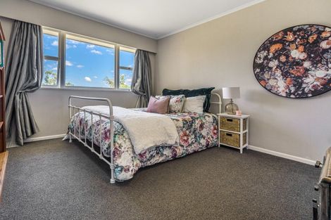 Photo of property in 279 Glengarry Road, Glen Eden, Auckland, 0602