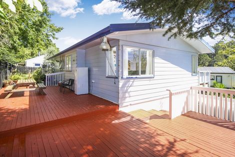 Photo of property in 11 Alidade Place, Massey, Auckland, 0614