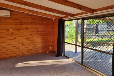 Photo of property in 9 Charles Prevost Drive, The Gardens, Auckland, 2105