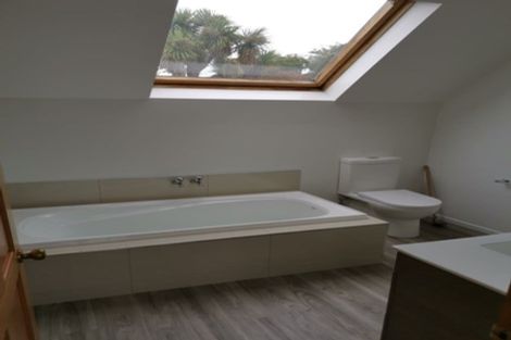 Photo of property in 2/53 Hamilton Avenue, Ilam, Christchurch, 8041