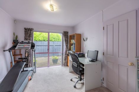 Photo of property in 3 Jacaranda Place, Greenmeadows, Napier, 4112