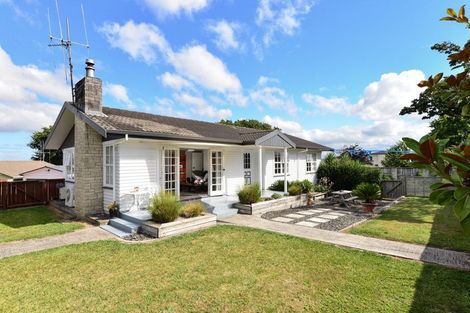 Photo of property in 169 Tuhikaramea Road, Dinsdale, Hamilton, 3204