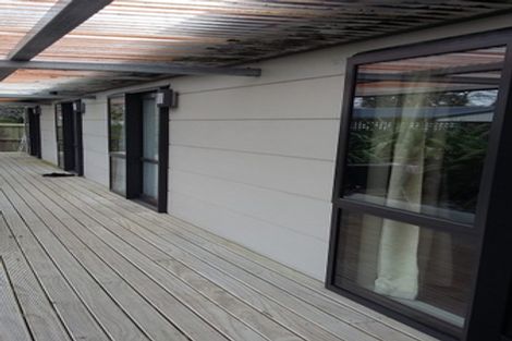 Photo of property in 12 Auburn Avenue, Upper Riccarton, Christchurch, 8041