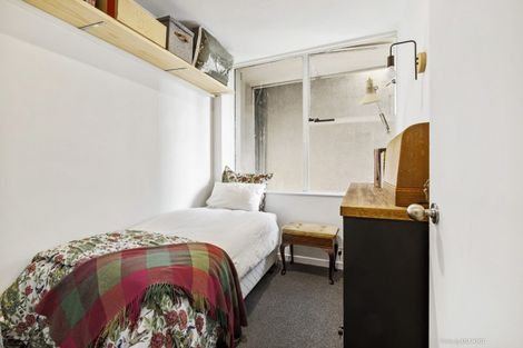 Photo of property in Terrace Tower Apartments, 7a/126 The Terrace, Wellington Central, Wellington, 6011