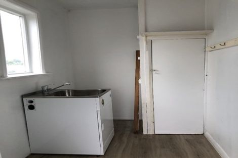 Photo of property in 106 Bartholomew Road, Levin, 5510