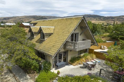 Photo of property in 67 Hall Road, Bannockburn, Cromwell, 9384