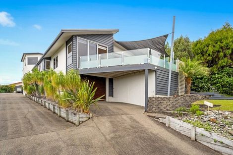 Photo of property in 33 Totara Road, Stanmore Bay, Whangaparaoa, 0932