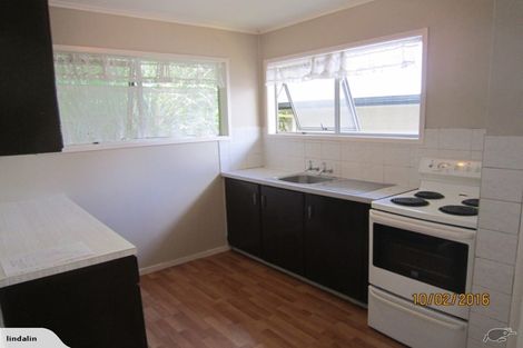 Photo of property in 42 Redwood Drive, Massey, Auckland, 0614