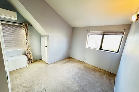 Photo of property in 58 Carnoustie Drive, Wattle Downs, Auckland, 2103
