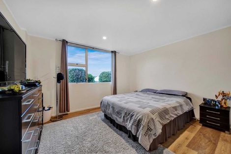 Photo of property in 1/58 Paynters Avenue, Strandon, New Plymouth, 4312