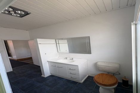 Photo of property in 31 Awamutu Grove, Waiwhetu, Lower Hutt, 5010