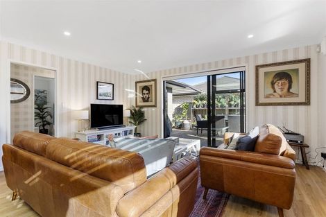 Photo of property in 22 Te Wharo Drive, Papamoa, 3118