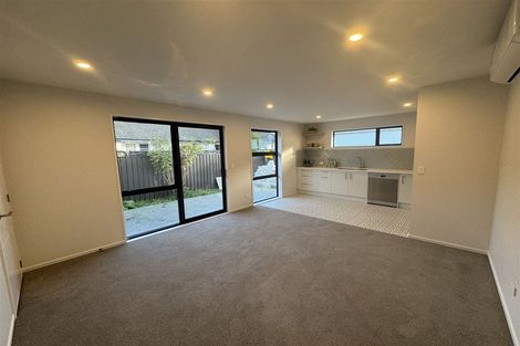 Photo of property in 11a Northcote Road, Northcote, Christchurch, 8052