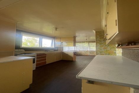 Photo of property in 98 Wharf Road, Te Atatu Peninsula, Auckland, 0610