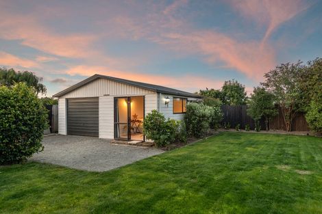 Photo of property in 26 Chedworth Avenue, Bishopdale, Christchurch, 8053