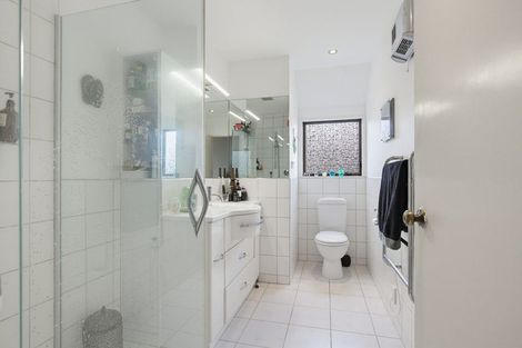 Photo of property in 21 Rama Crescent, Khandallah, Wellington, 6035