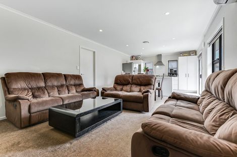 Photo of property in 70 Sylvester Crescent, Flagstaff, Hamilton, 3210