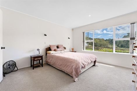 Photo of property in 104 Awa Road, Kumeu, 0891