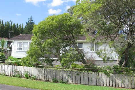 Photo of property in 63 Cedar Heights Avenue, Massey, Auckland, 0614