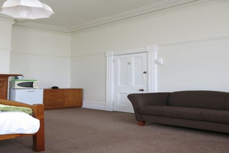 Photo of property in 12 Heriot Row, Dunedin Central, Dunedin, 9016