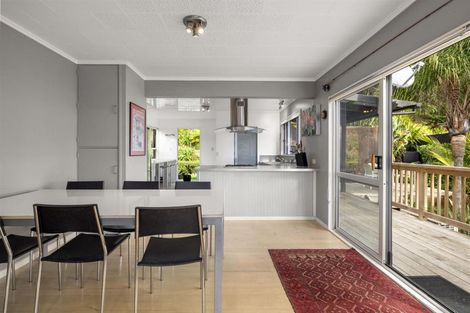 Photo of property in 13 Long Beach Road, Russell, 0202