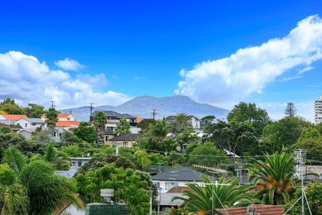 Photo of property in 141 Nile Road, Milford, Auckland, 0620
