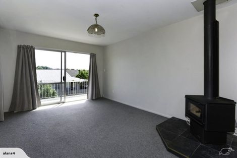 Photo of property in 2/33 Northfield Road, Casebrook, Christchurch, 8051