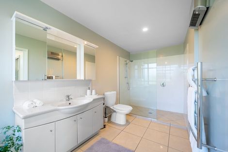 Photo of property in 6 Stoddart Lane, Cashmere, Christchurch, 8022