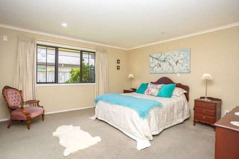 Photo of property in 21 Ruahine Street, Dannevirke, 4930