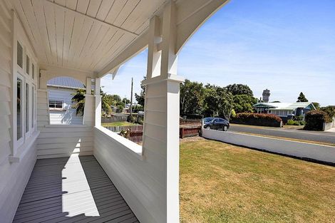 Photo of property in 4 George Street, Hawera, 4610