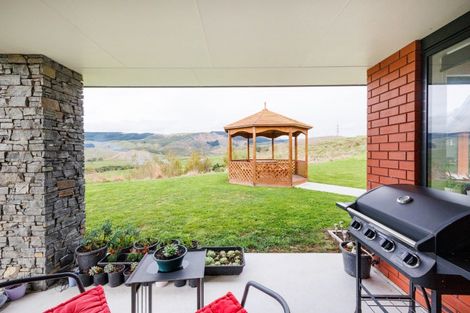 Photo of property in 172 Kingsdale Park Drive, Aokautere, Palmerston North, 4471