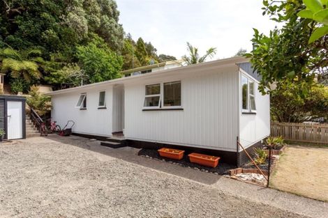 Photo of property in 10 Wai-iti Terrace, Whitianga, 3510