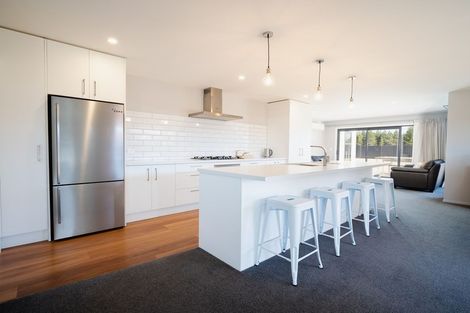 Photo of property in 2 Canal Place, Twizel, 7901