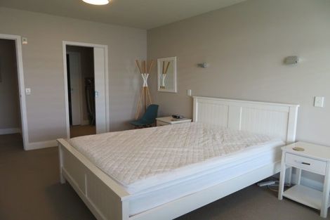 Photo of property in The Capital, 3/370 Oriental Parade, Oriental Bay, Wellington, 6011