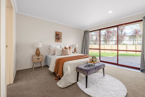 Photo of property in 1 Farleigh Close, Huntington, Hamilton, 3210